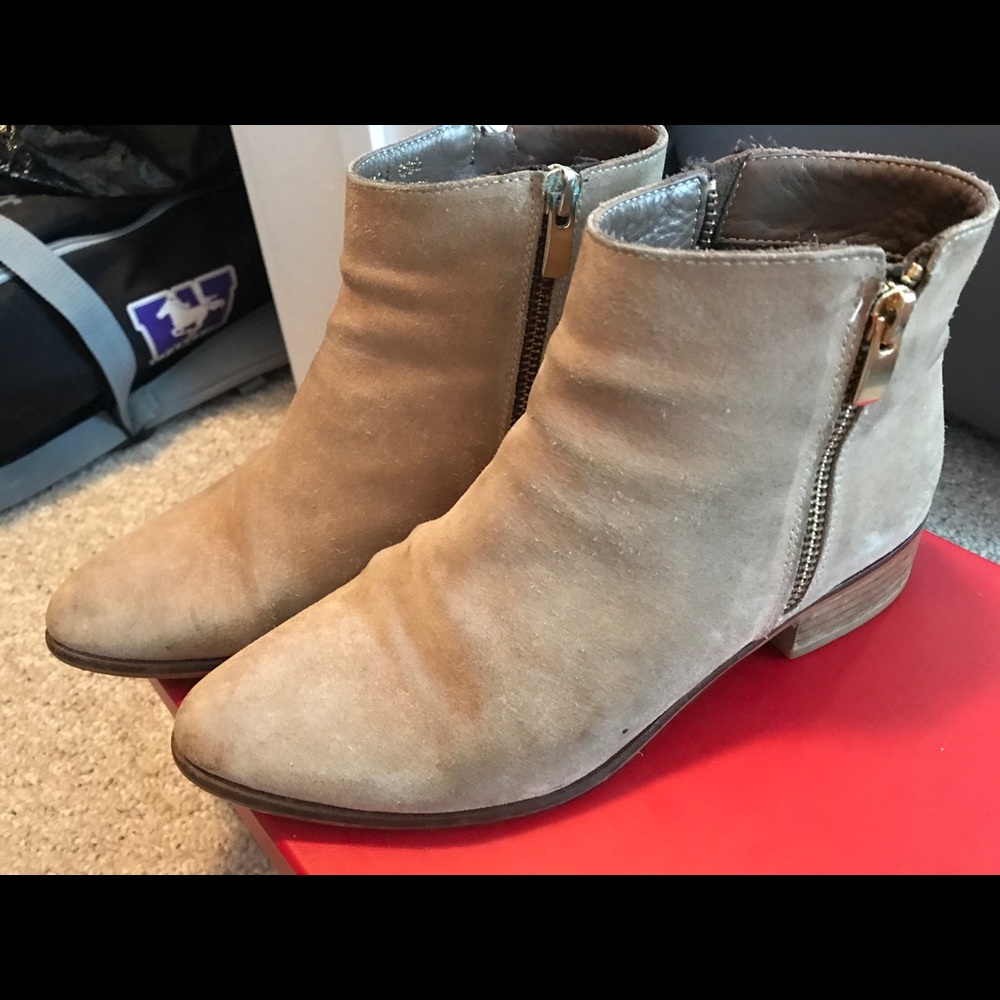 Ankle boots